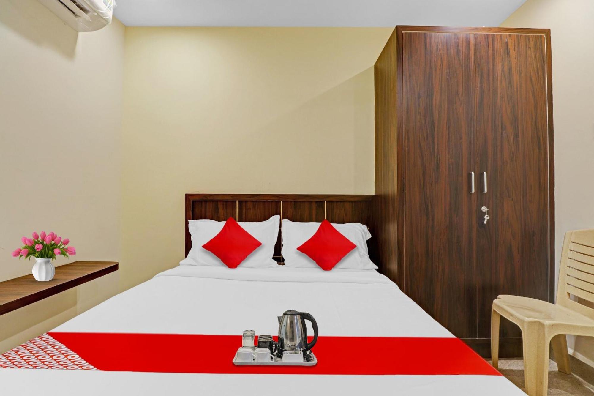 Hotel O Gn Nelli Suites Bangalore Bagian luar foto