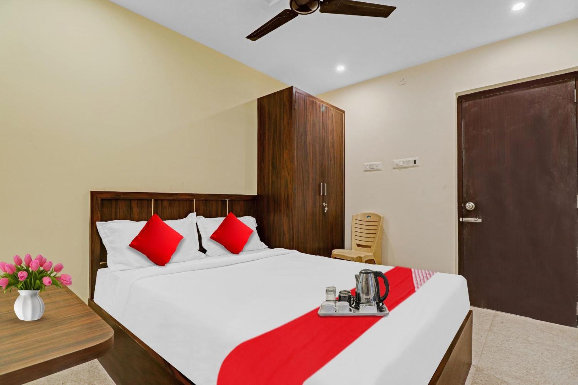 Hotel O Gn Nelli Suites Bangalore Bagian luar foto
